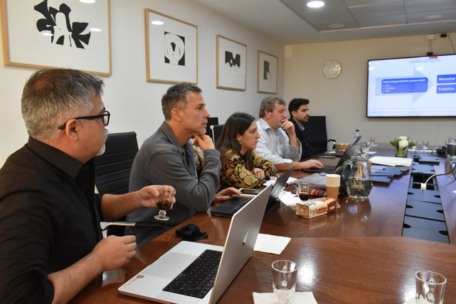 IIE-UFRO lidera línea clave del primer centro de investigación chileno sobre impacto de la digitalización en infancia y adolescencia